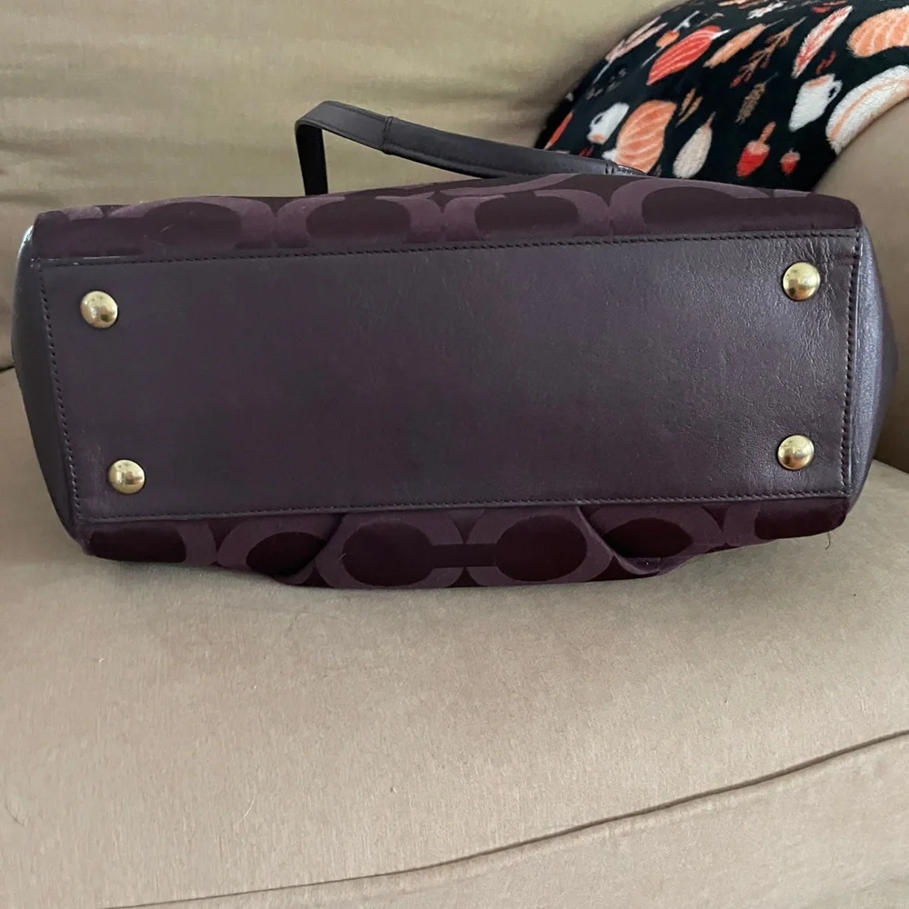 Coach Tote & Wallet - Picture 3 of 5